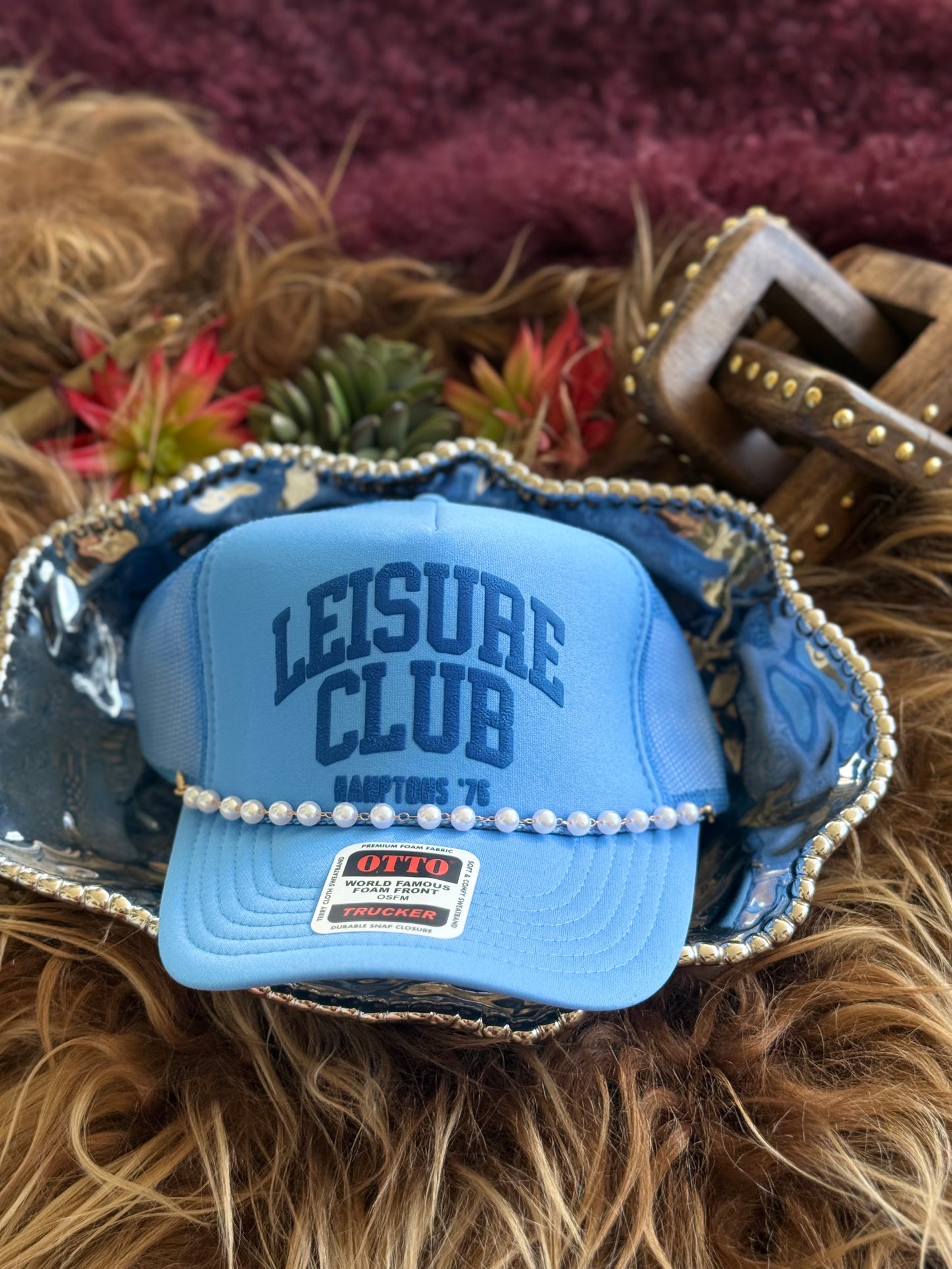 Leisure Club