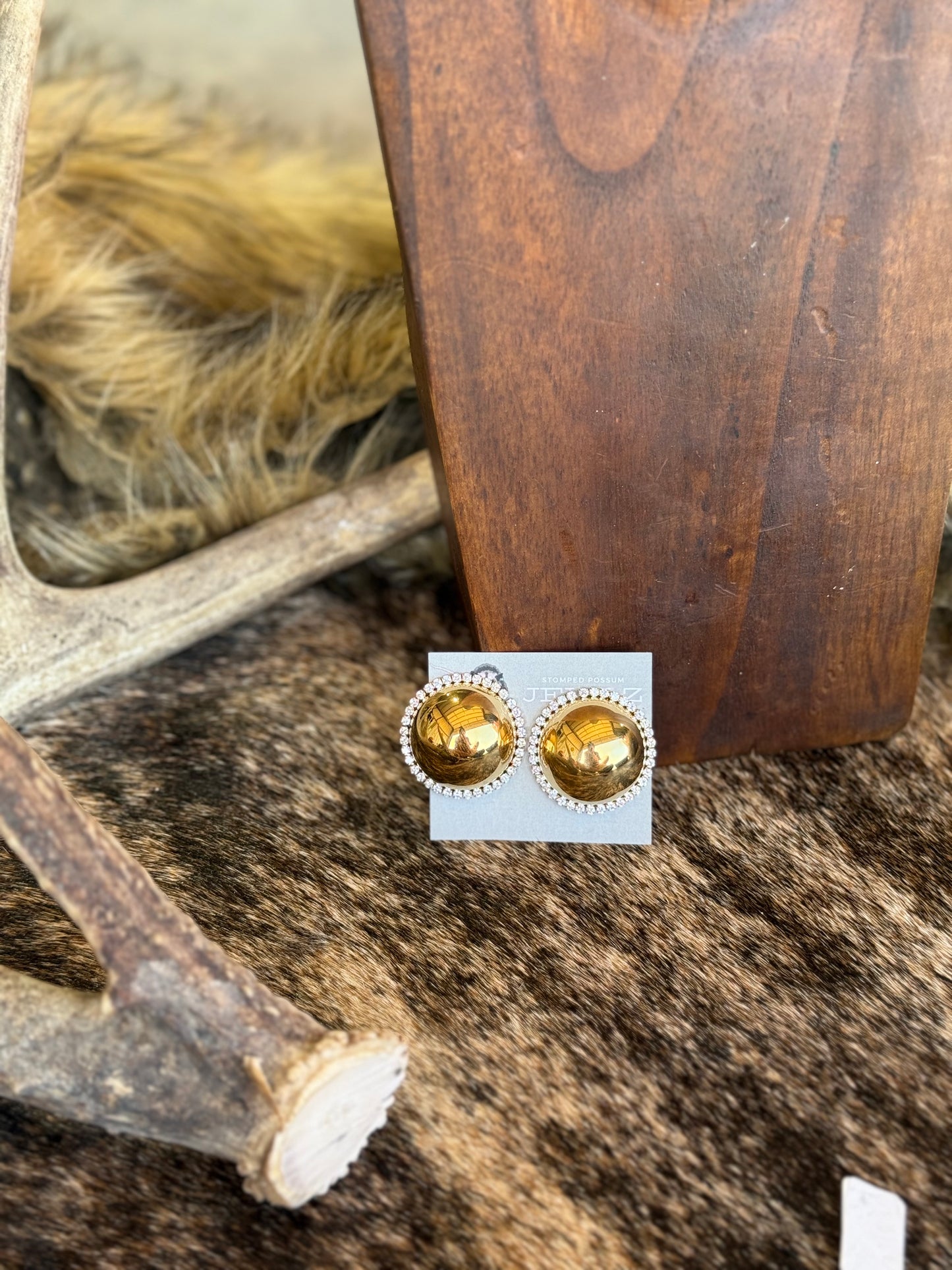 Chunky Studs w/Diamonds