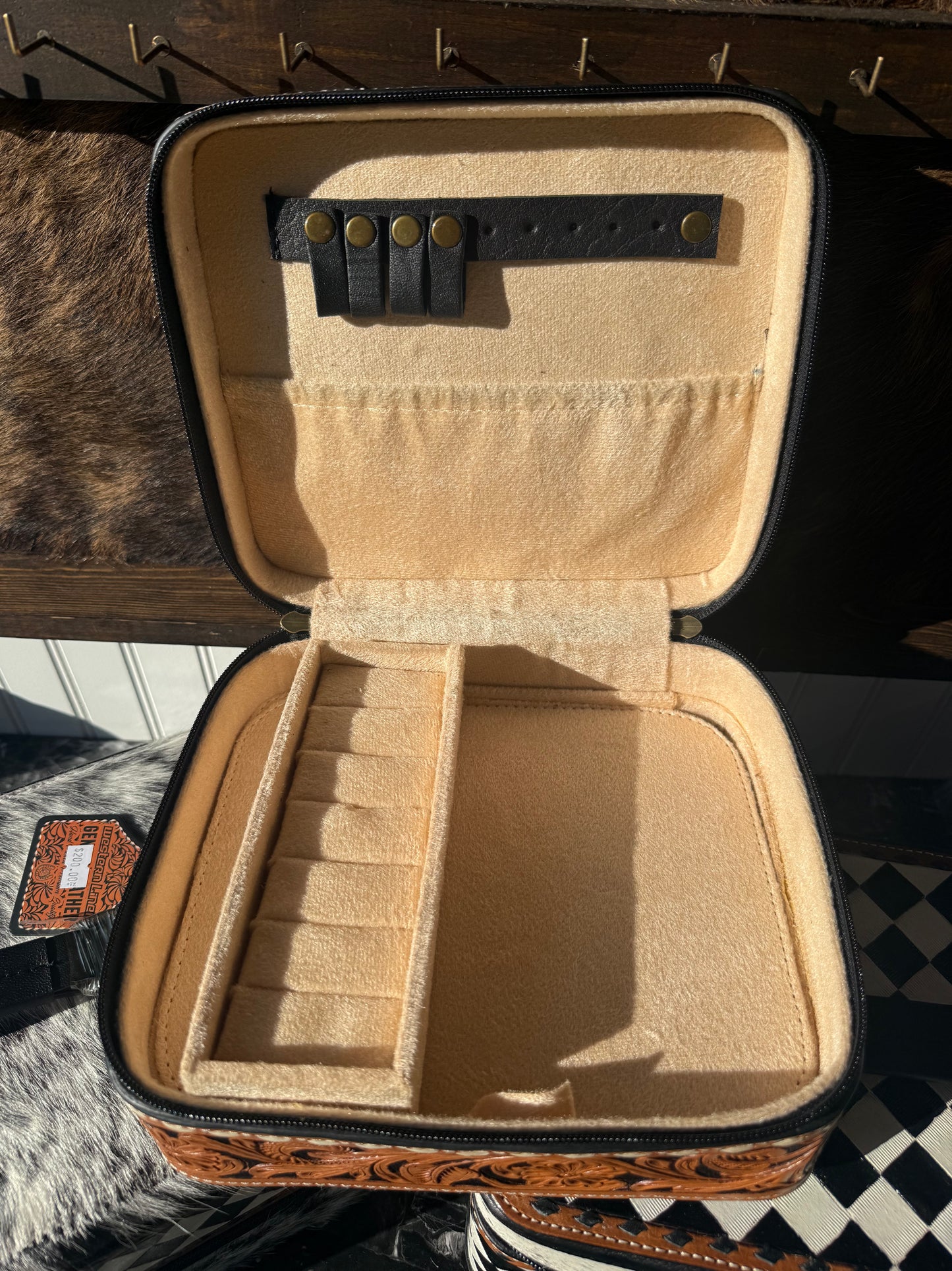 Large Boot-stitch Jewlery Box