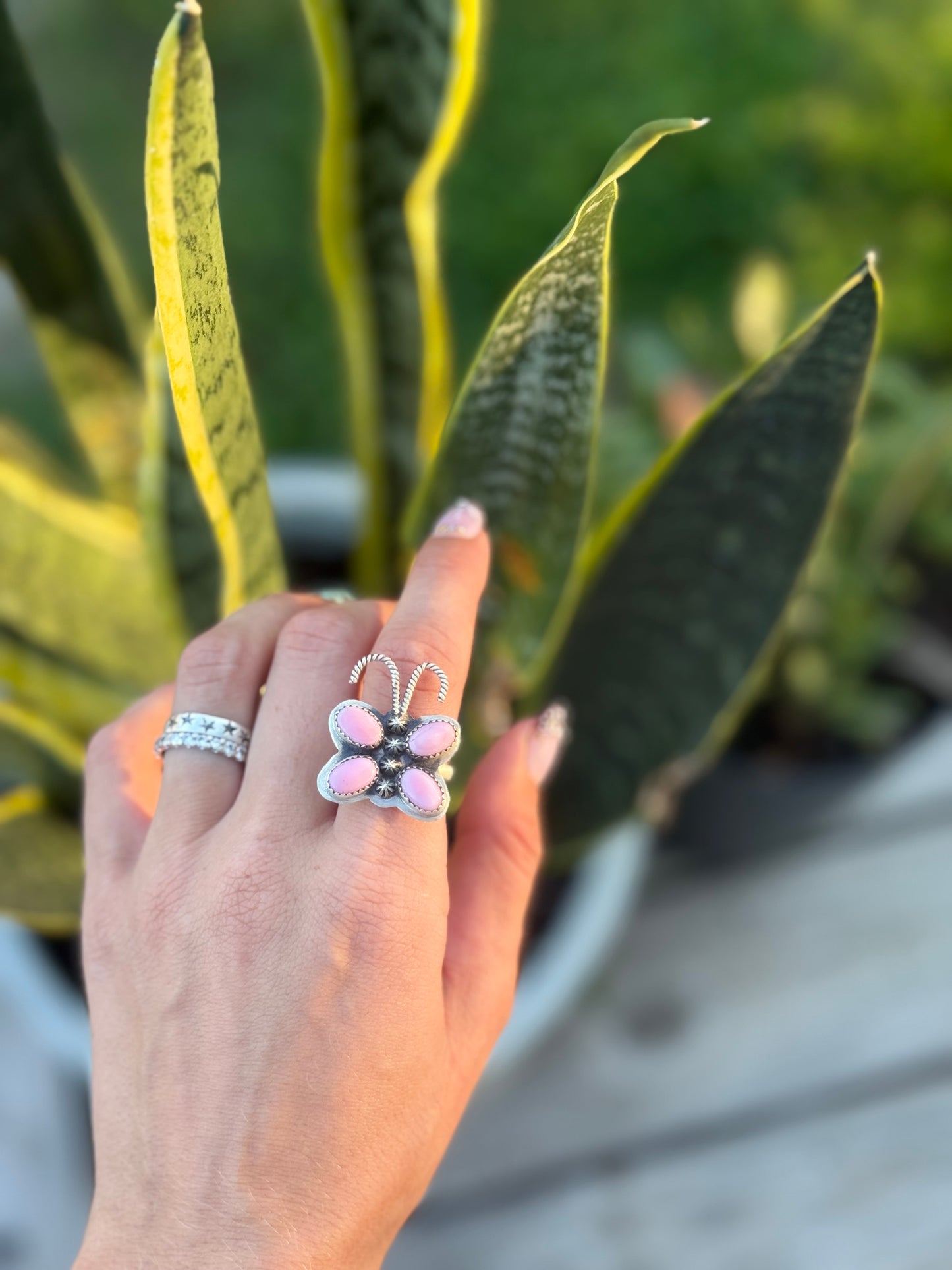 Pink Conch Butterfly Ring Ajustable