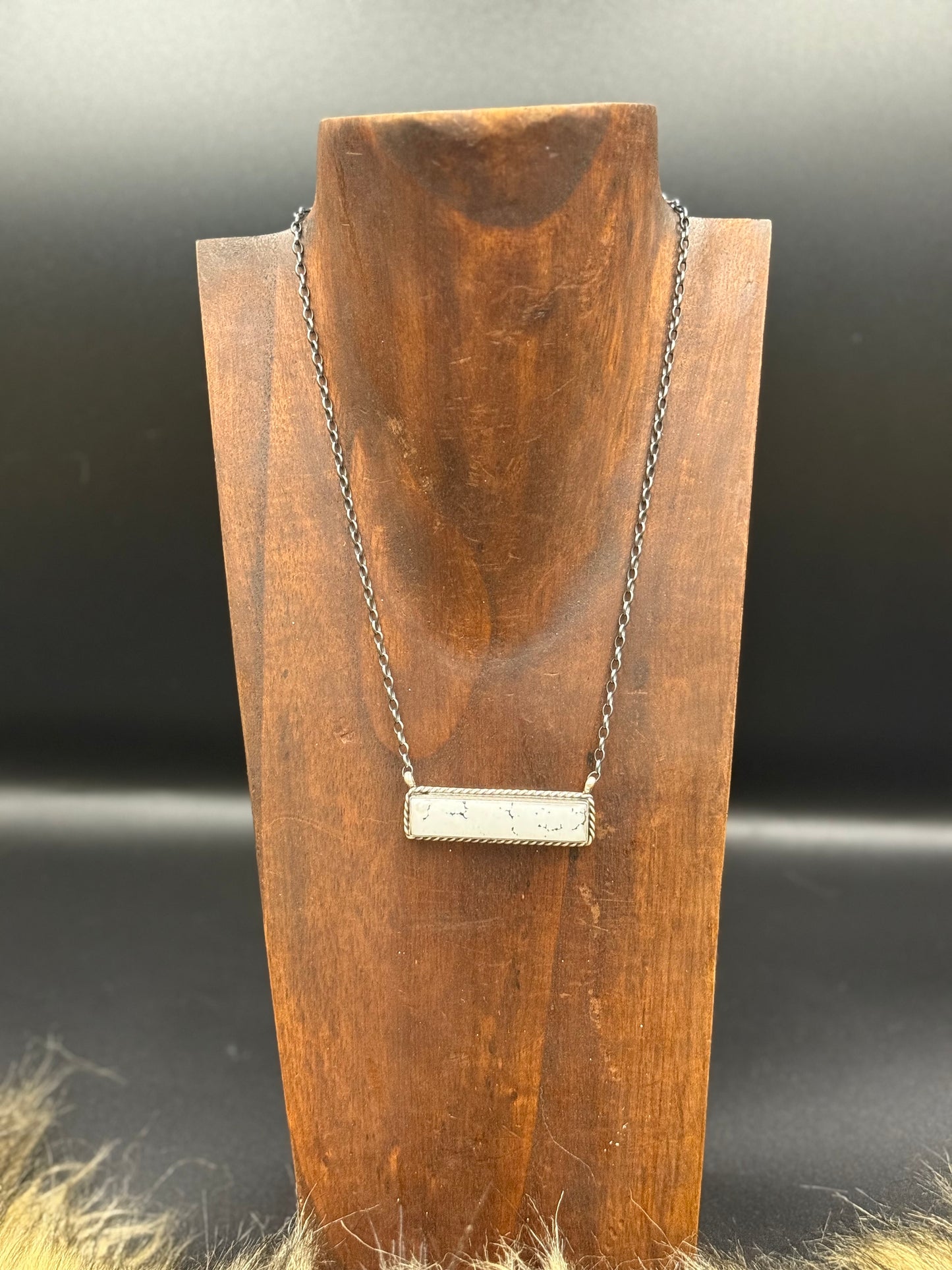 Large White Buffalo Bar