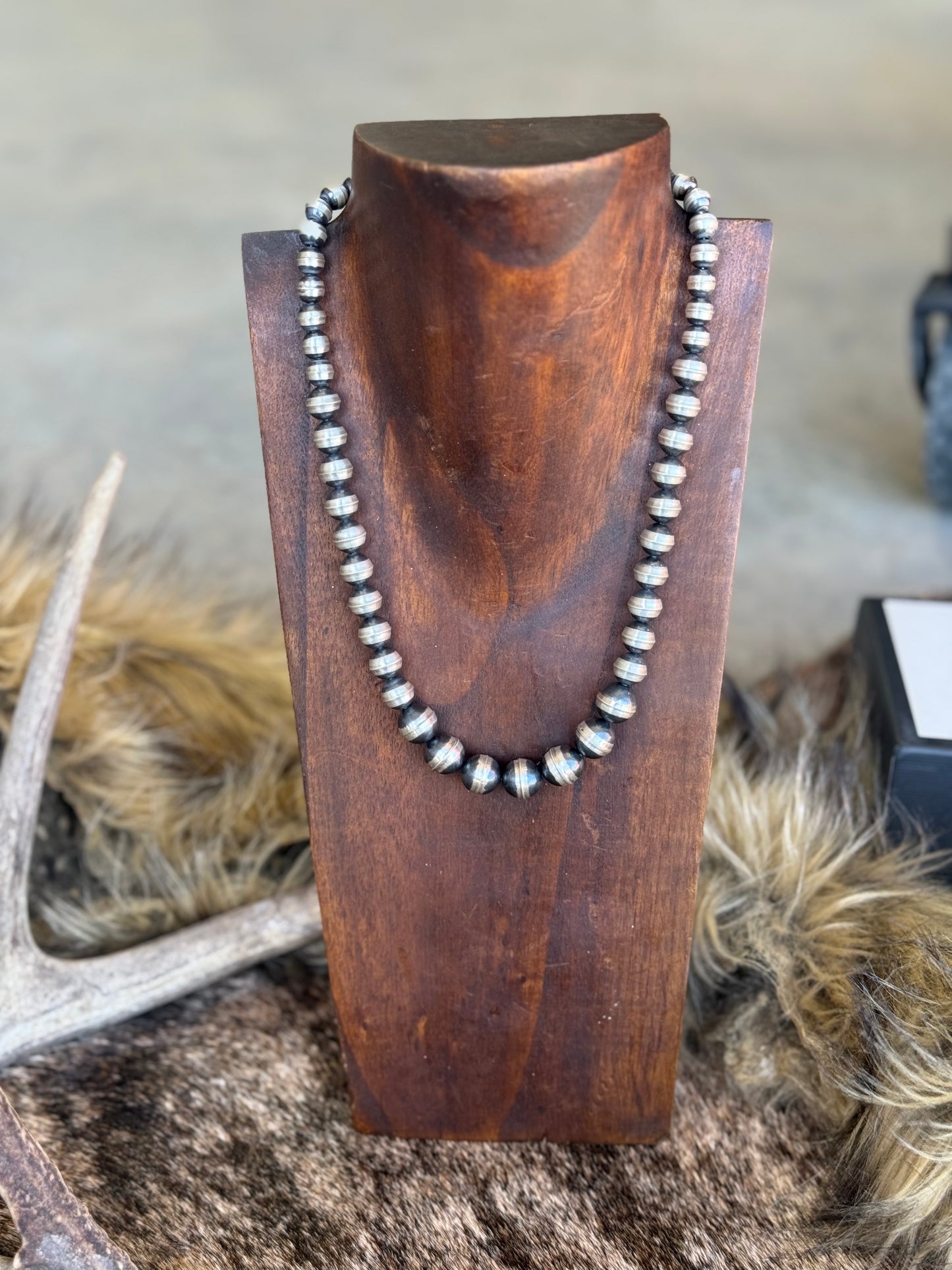 18” 6-10mm Seamed Pearls