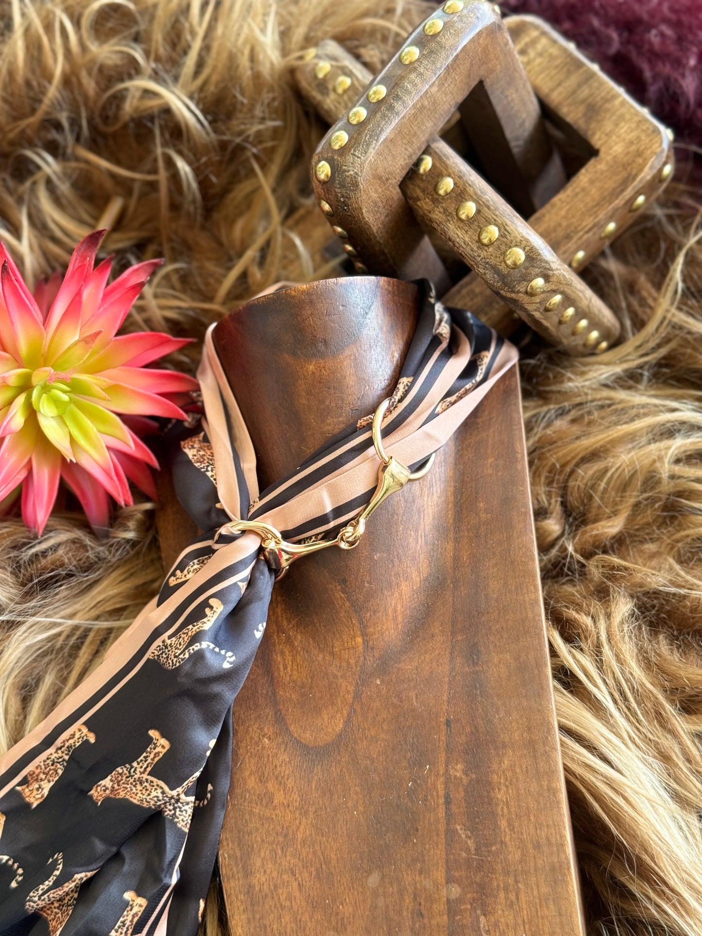 Snaffle Bit Slide with Scarf