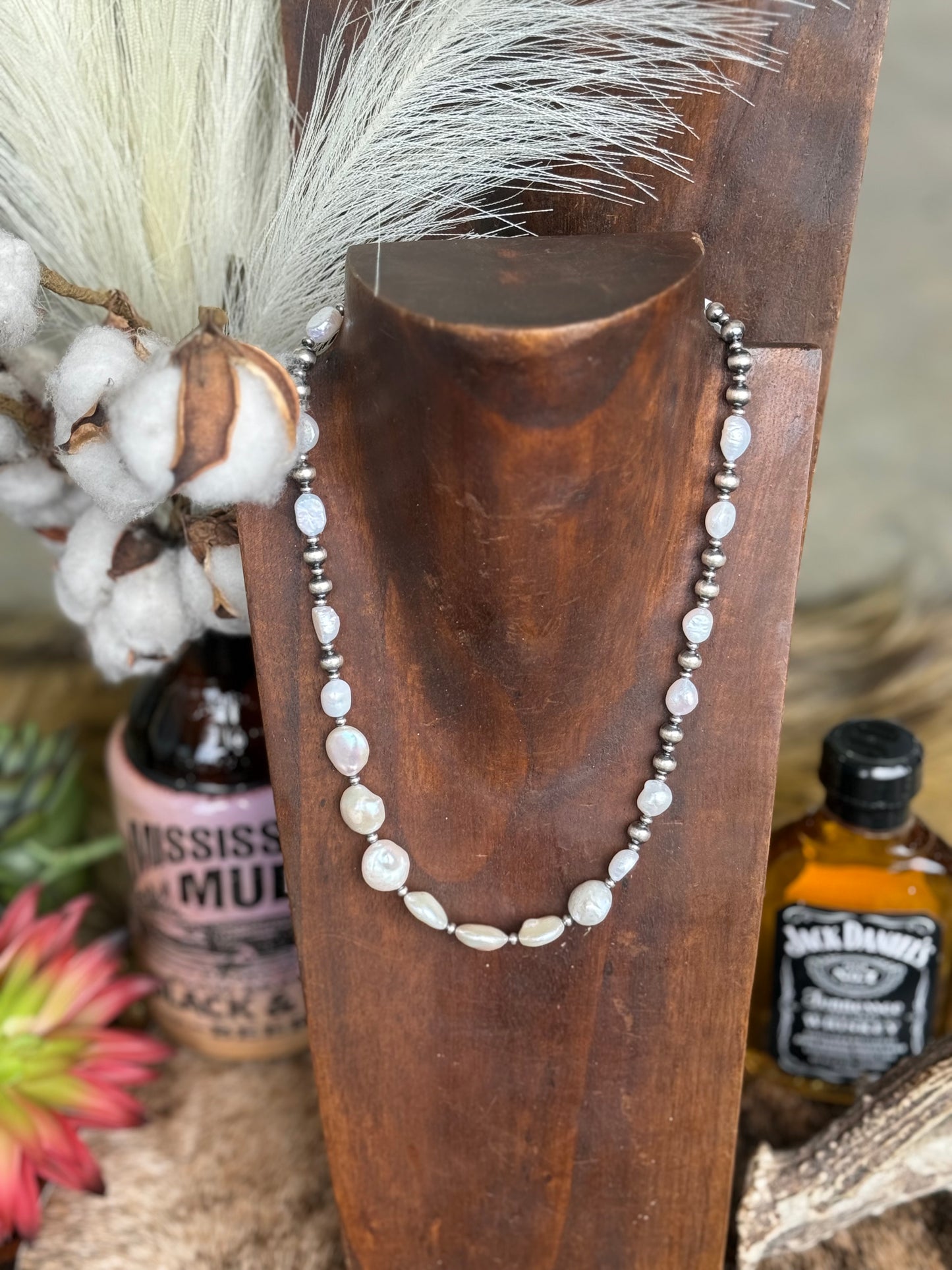 Pearl & Pearls 2-5mm 20”